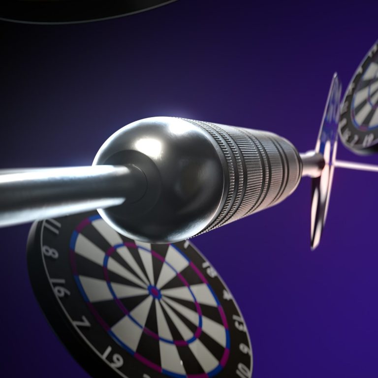 Nahaufnahme eines Darts, der auf eine Dartscheibe zielt. 3D Render.